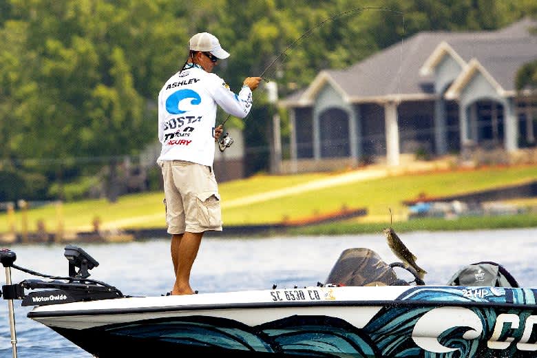 2011 BoatUS Collegiate Bass Fishing Championship Series to Premier on VERSUS Beginning July 31st