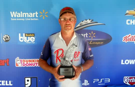 Shaffer Wins Walmart Bass Fishing League Hoosier Division on Ohio River