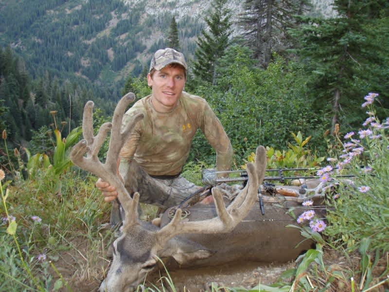 Cliff Hunter Chronicles: An Awesome Buck and a Bull to Boot
