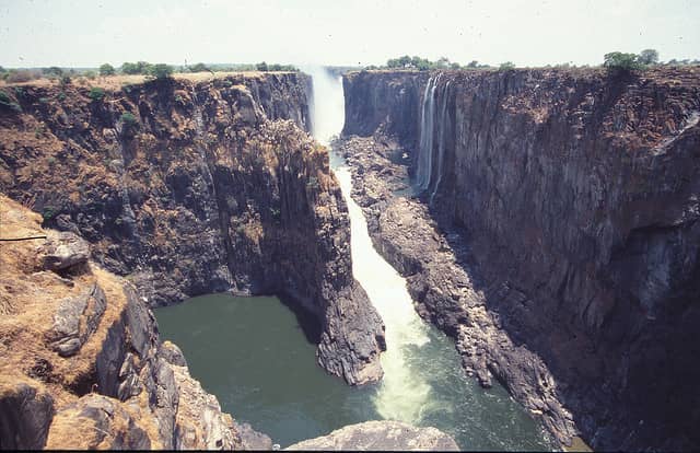 Wild Planet Adventures Brings Trio of Legendary Master Guides to Five Scheduled 18-Day Safaris in Zambia for 2012