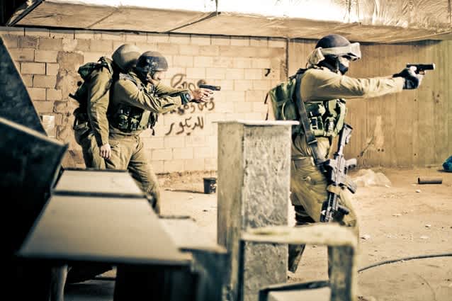 Video: Agilite and Israeli Special Forces Develop New Medevac Tool, the “Human Backpack”