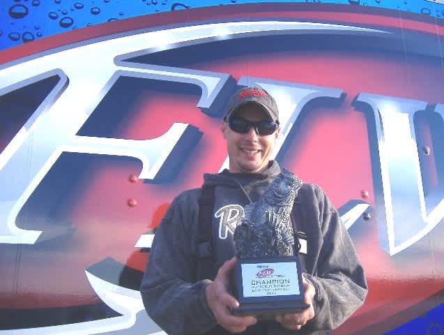 Davis Wins Walmart Bass Fishing League Music City Division on Lake Guntersville