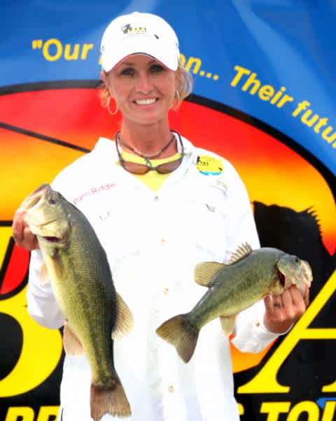 2011 Lady Bass Anglers Association Rookie of the Year Sets Goals High in 2012