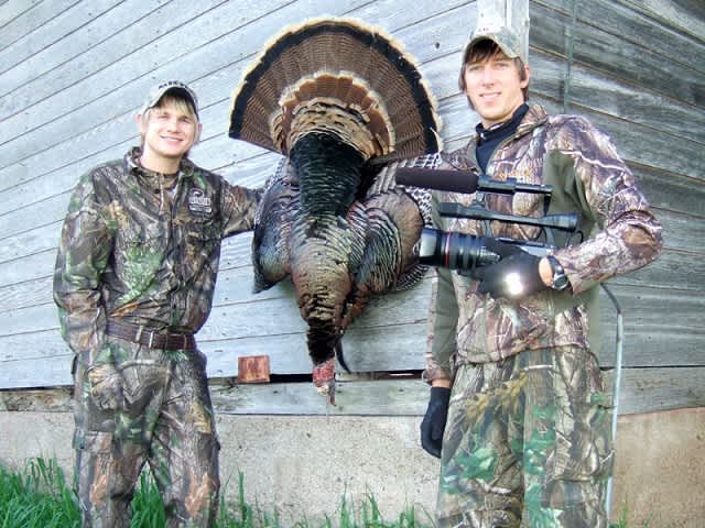 Bird by Bow: Aiming Guide for Bow Hunting Turkeys