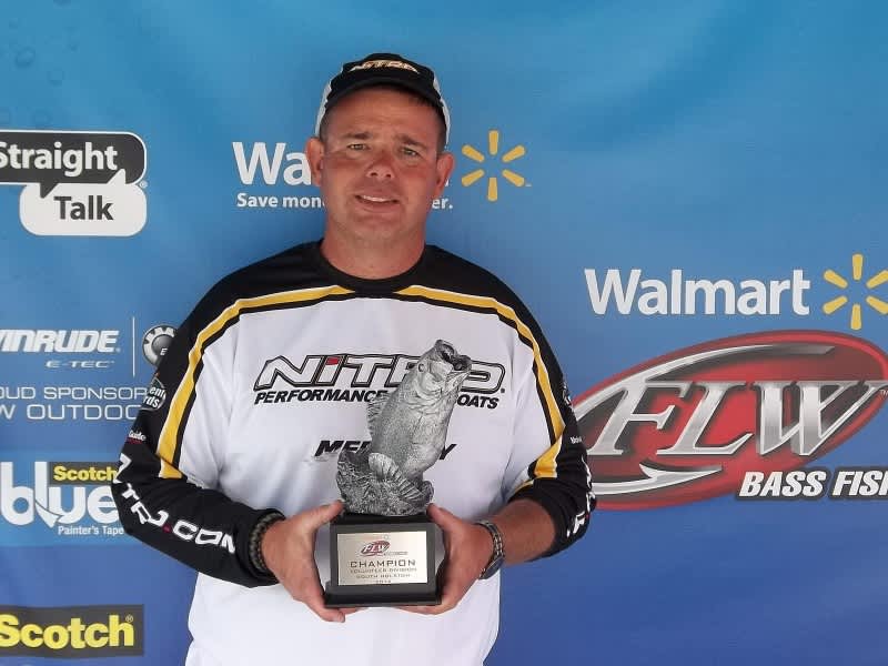 Lee Wins Walmart Bass Fishing League Volunteer Division on South Holston Reservoir