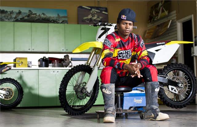 Motocross Racer James Stewart, Jr. Suddenly Leaves JGRMX, Signs On with Suzuki