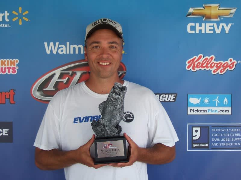 Fivecoait Wins Walmart Bass Fishing League Mountain Division on Laurel Lake