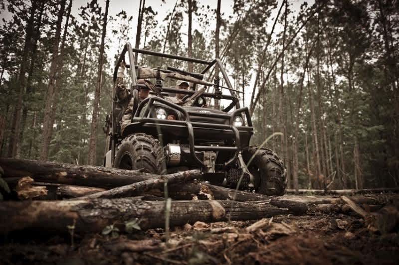 Meet Swamp People, Bone Collector Stars and the New Ambush 4×4 Vehicle at the Bad Boy Buggies CMA Music Festival Booth