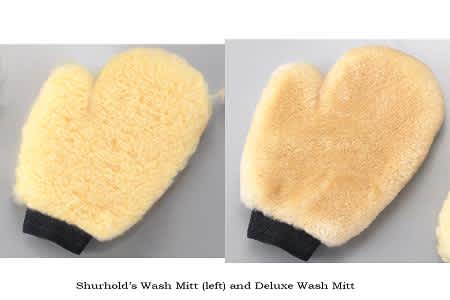 Wash Mitts Provide a Handy Way to Wash an RV