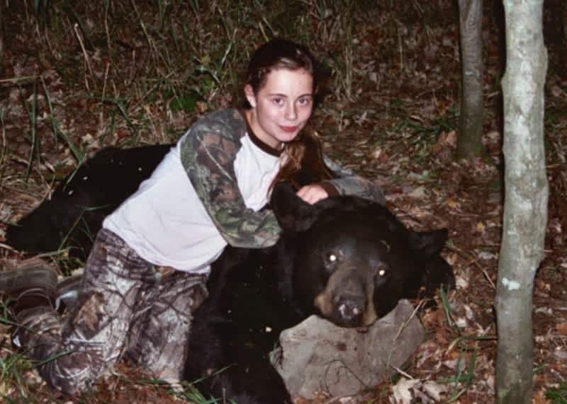 Young Girl’s Dream of Bear Hunting a Success Thanks to Charitable Organization