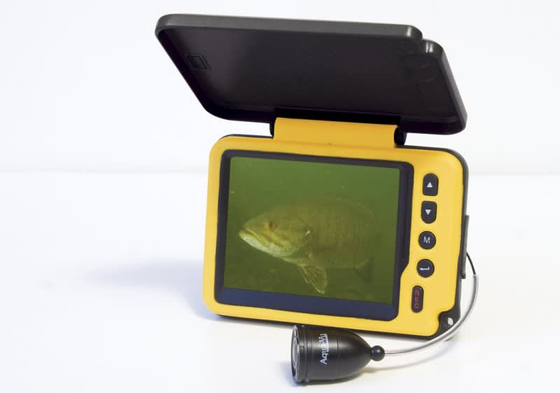 Underwater Camera Pioneers Introduce Pocket-Size Device