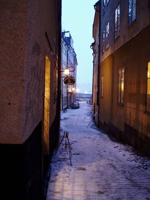 Video: Nighttime Snowmobiling Through Downtown Stockholm–Not Exactly Legal