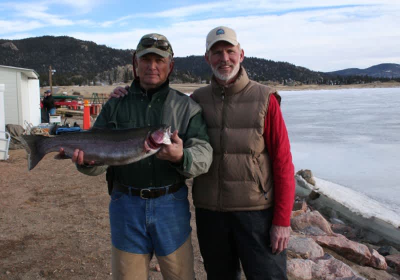 Colorado’s Eleven Mile State Park Hosts Ice Fishing Tournaments for Winter