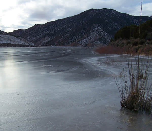 Colorado Parks and Wildlife Offers Ice Safety Tips