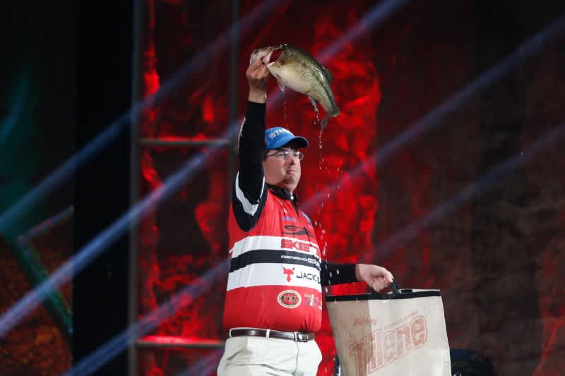 Pace, Iaconelli Warm Up to Cold, Cold Grand Lake at Bassmaster Classic
