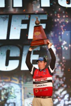 Mississippi’s Cliff Pace Sets Tempo, Takes Bassmaster Title
