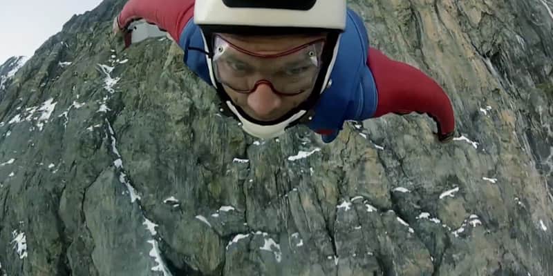 Wingsuit Team Flies Down the Swiss Alps