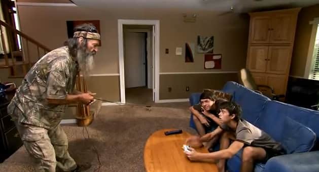 Duck Dynasty’s Phil Robertson Opines on Technology in Music Video: “Nope”