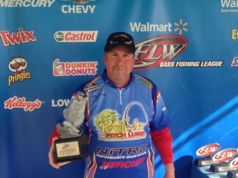Tucker Wins Walmart Bass Fishing League Choo Choo Division on Lake Guntersville, Alabama