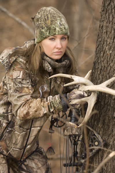 A Growing Demand From Female Hunters and New Investor Proves a Bright Future For Próis Hunting & Field Apparel