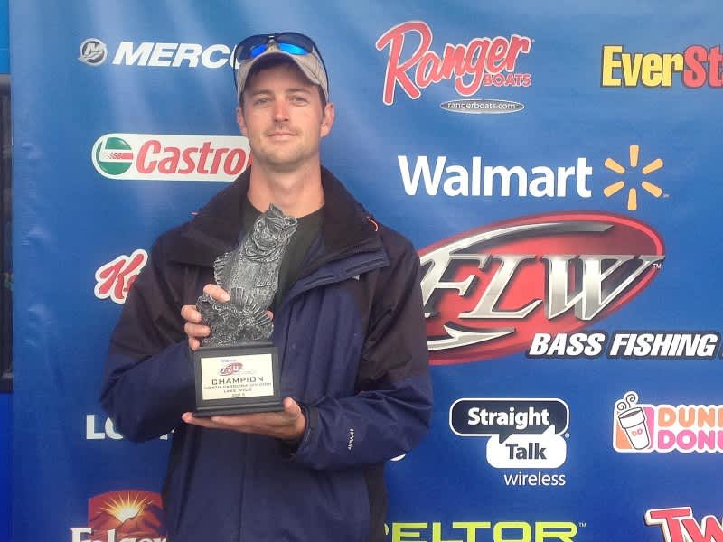 Hicks Wins Walmart Bass Fishing League North Carolina Division on South Carolina’s Lake Wylie