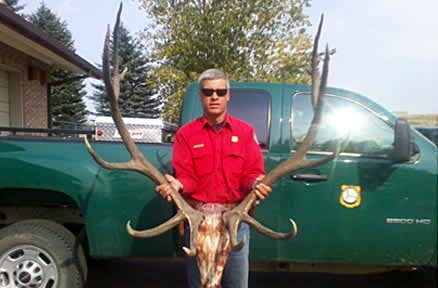 Wyoming Trophy Bull Elk Killed With a Rifle During Archery Season Near Buffalo, Wyoming