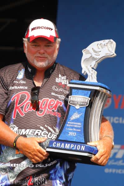 Oklahoma’s Tommy Biffle Comes from Behind for Win in Bassmaster Elite Series Event in Wisconsin