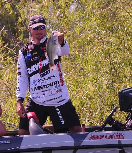 Christie Widens Lead at Walmart FLW Tour at Oklahoma’s Grand Lake
