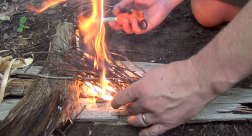 How to Use a Magnesium Fire Starter