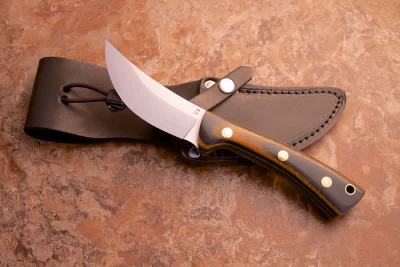 Blind Horse Knives Introduces the Mountain Sweep: September 2013 Special