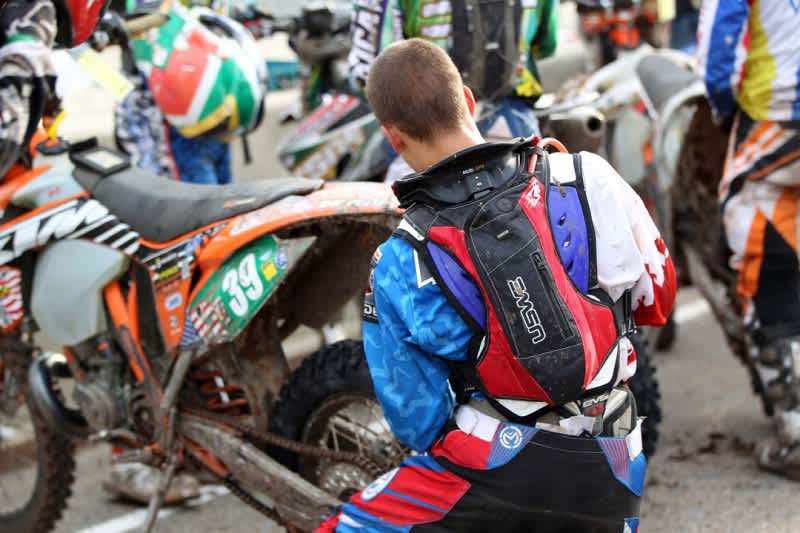 USWE Continues Partnership with AMA to Be Official Hydration Pack of 2013 AMA ISDE Teams