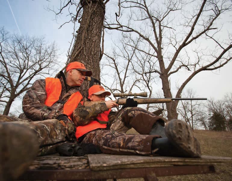 Missouri Youngsters Check 18,676 Deer During 2013 Early Hunt