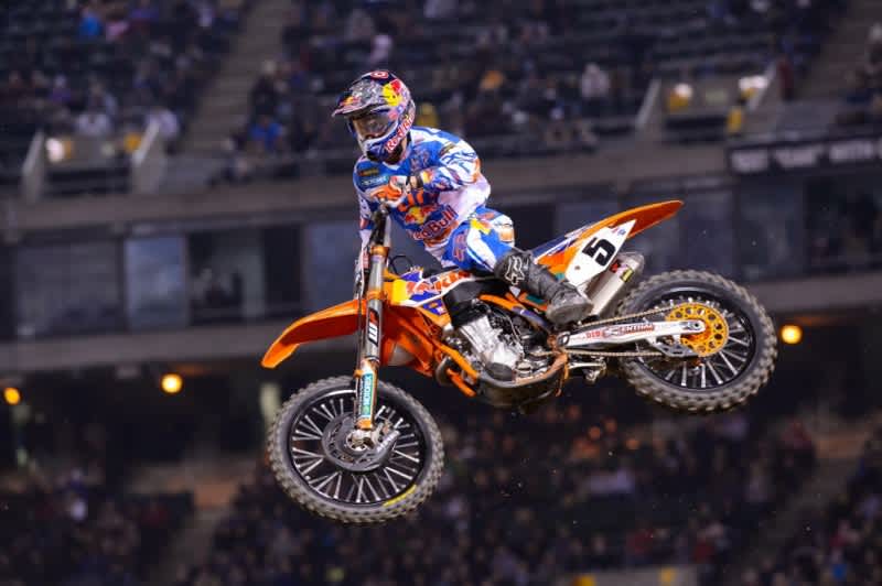 Dungey & Roczen Take 4th and 6th at Oakland