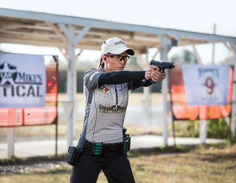 Uncle Mike’s Announces Partnership with Champion Shooter Jessie Duff
