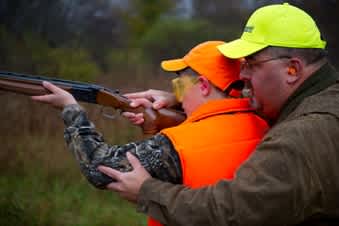 Michigan Officials Hail 2013 as One of Safest in Years for Hunters
