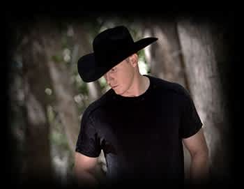 Country Music’s Sam Riddle Debuts ‘Take the Shot’ and ‘Born to Love Country’ at the 2014 Western Hunting Expo