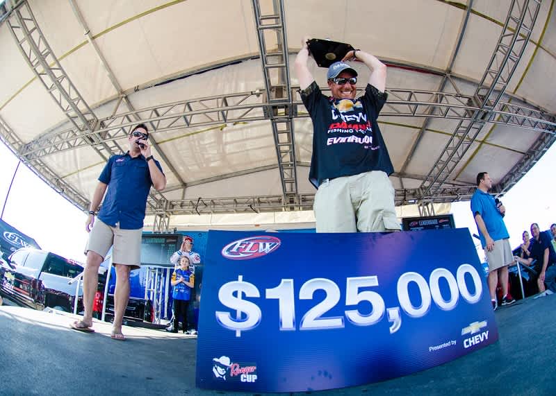 Thrift Wins Walmart FLW Tour Event on Sam Rayburn Reservoir Presented by Chevy