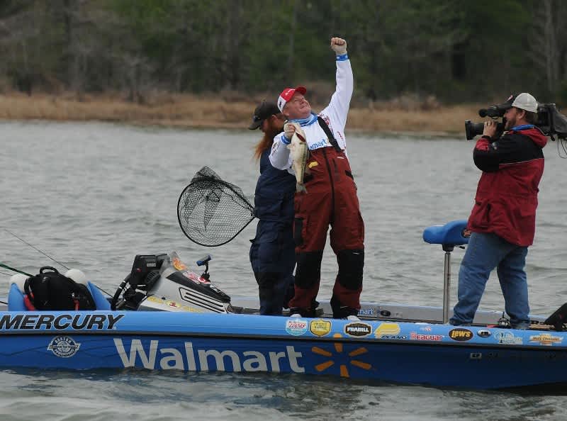 Rose Adds to Lead at Walmart FLW Tour Event on Sam Rayburn Reservoir Presented by Chevy
