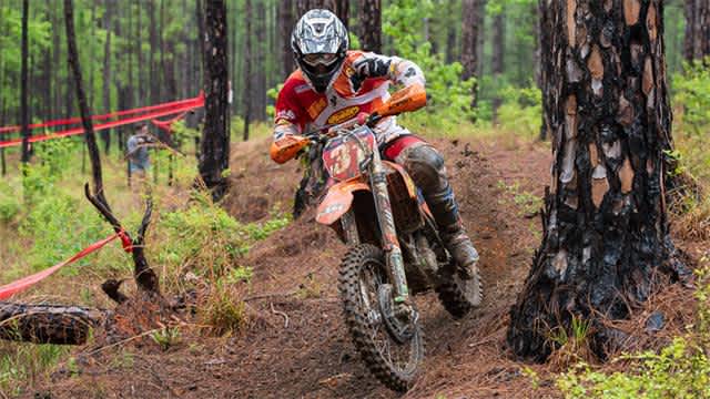 Mullins Looks to Keep Win Streak Alive at Rad Dad Enduro