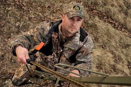 Hunter Safety System Partners with ScoutLook to Spread the Message about Treestand Safety