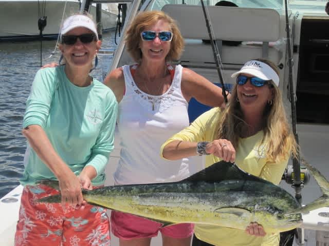Ladies Snag Fishing Skills at Treasure Coast “Ladies, Let’s Go Fishing!” University May 16-18