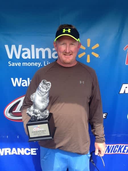 Jones Wins Walmart Bass Fishing Ozark Division Event on Table Rock Lake