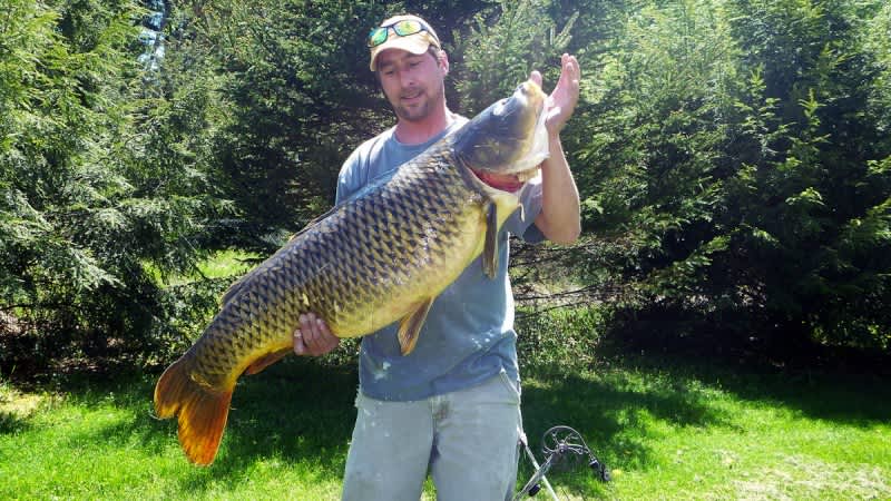 Vermont Bowfisherman Catches Largest Fish in State Records