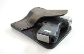Best Holsters for Concealed Carry? FMG’s Online Editor, Kakkuri Weighs in