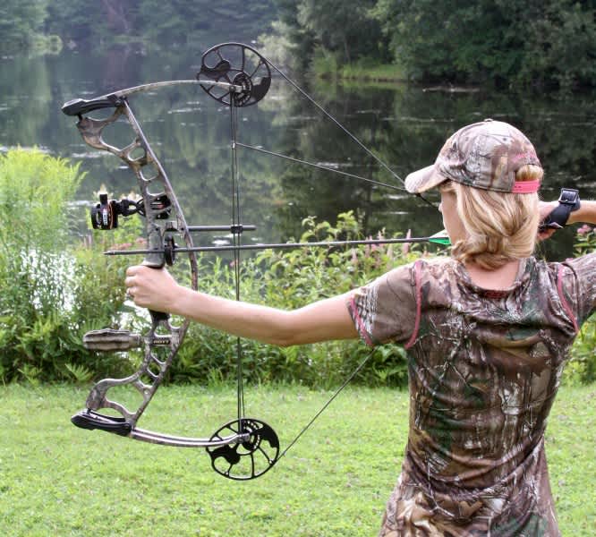 Deer & Deer Hunting Releases Archery DVD Designed for Women