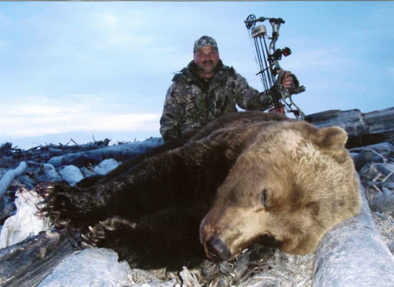 Alaska Bowhunter’s Grizzly Could Become New World Record