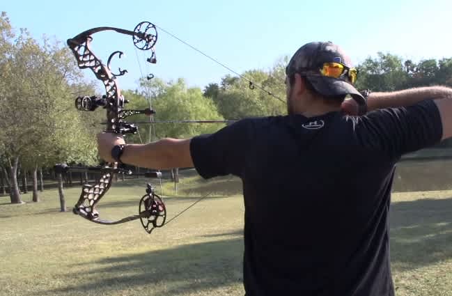 Video: 5 Insane Archery Trick Shot Compilations