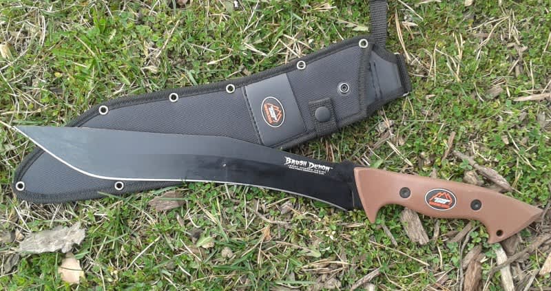 10 New Outdoor Knives and Tools to Keep an Eye on in 2015