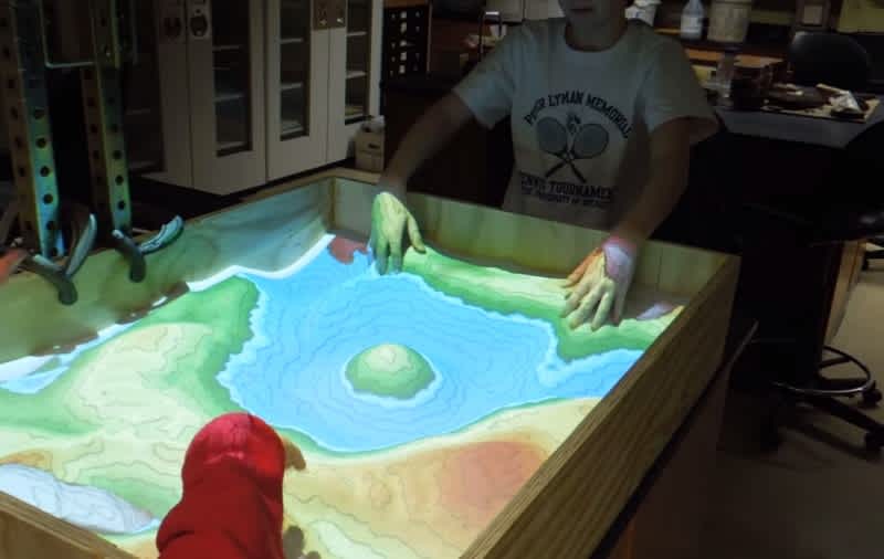 Video: Make Your Own “Augmented Reality” Topo Map with Sand
