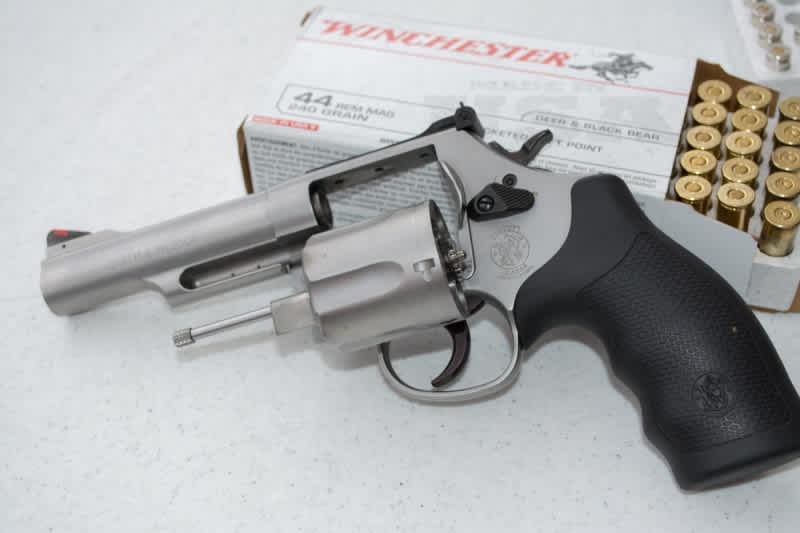 Concealed Carry Myths: Semi-autos Suck Because Revolvers Don’t Jam